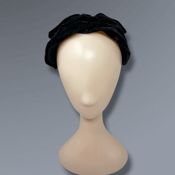 Vintage Black Velvet Cocktail Hat Satin Bow Jackie Kennedy 1960s